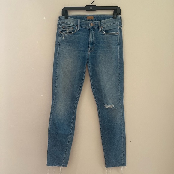 MOTHER Women's The looker Ankle Fray Blue Distressed Jeans - Picture 3 of 13